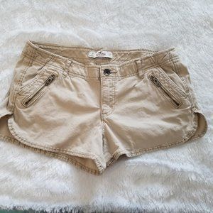 Hollister Khaki Tan Cotton Shorts Size 5 Waist 27